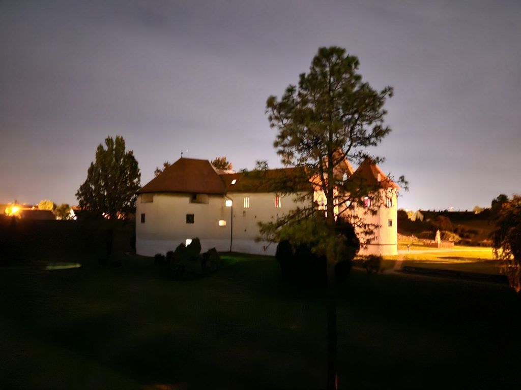 Noć na Starom gradu